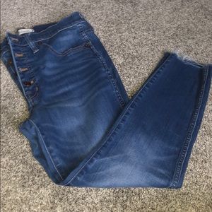 High rise 10 inch Skinny cropped